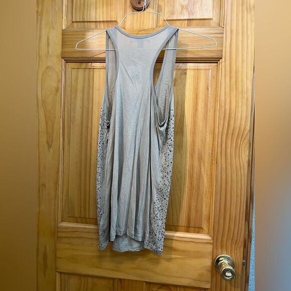 Bundle of 2 Michael Kors sequin & bead embellished tanks green & beige sz S - Picture 4 of 7